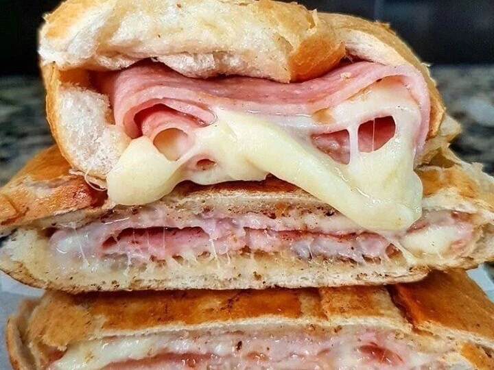 Baguete Misto Quente